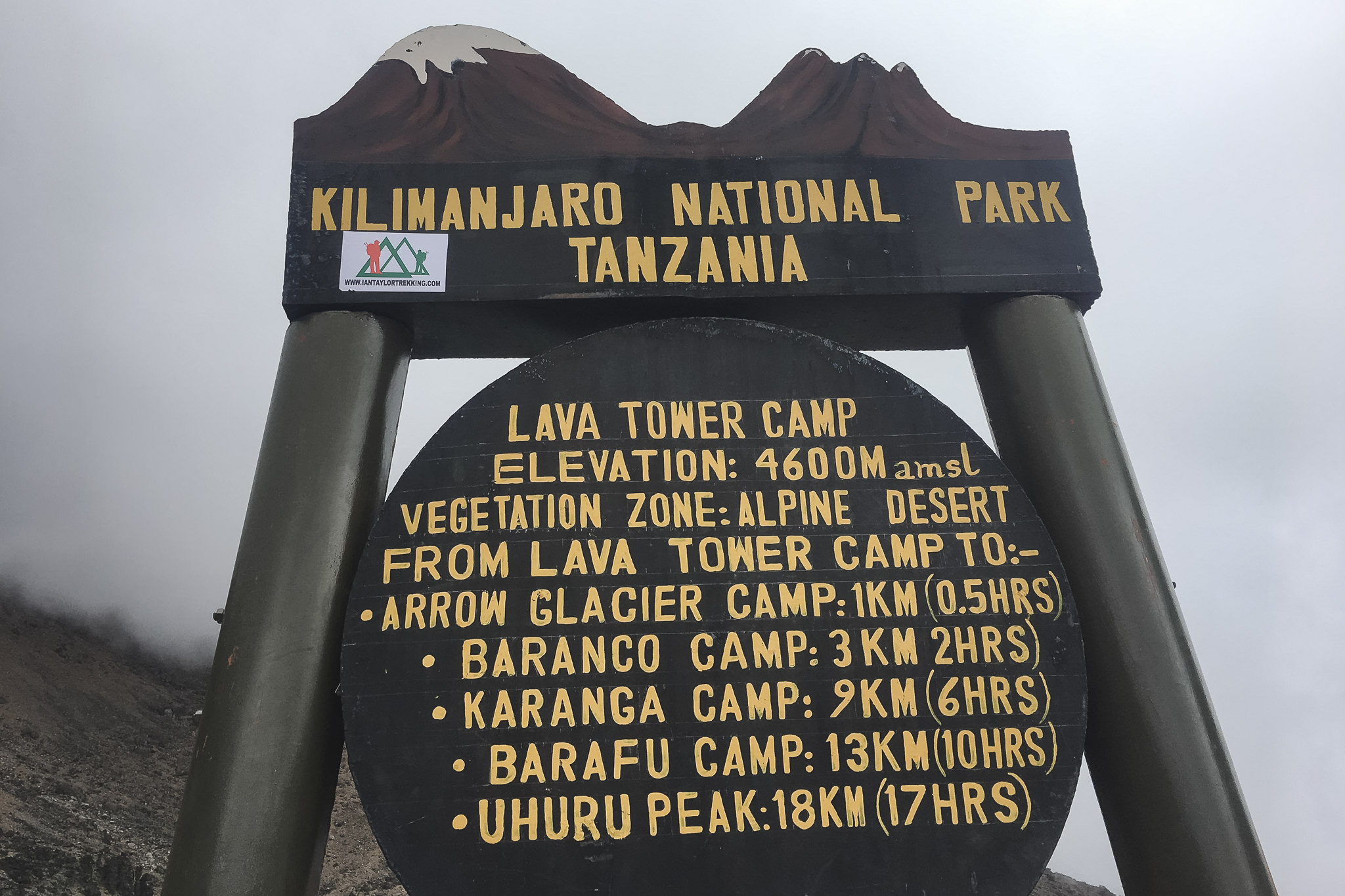 Schild am Lava Tower Camp